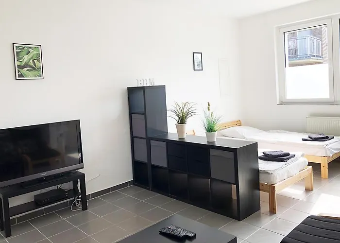 Work & In Appartement *